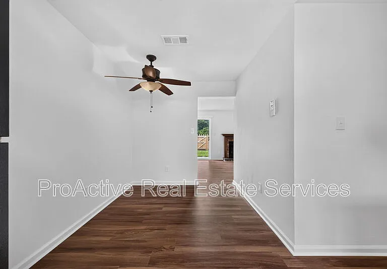 1031 Still Harbor Cir — Photo 6