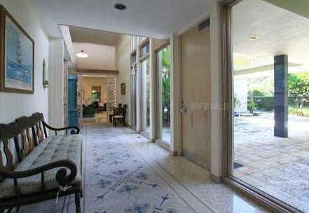 4th image of 411 Cordova Blvd NE