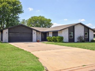 225 Cypress Ave, Elk City, OK, 73644