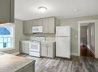 35 Souhegan St, Milford, NH 03055
