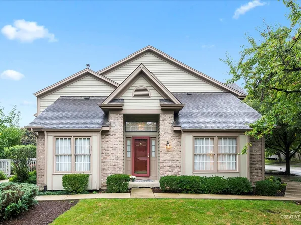 0N687 Chelsea Cir, Winfield, IL 60190