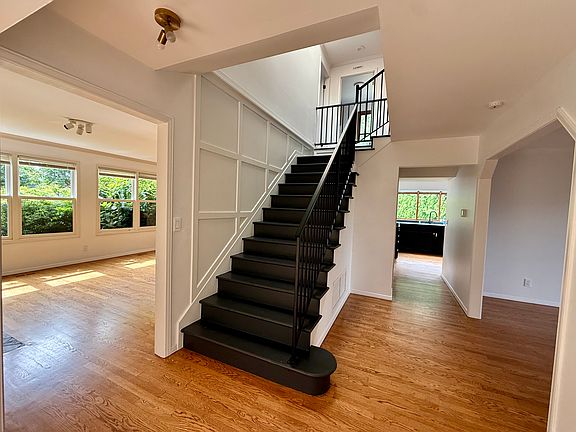 2nd image of 17417 SE 46th Pl