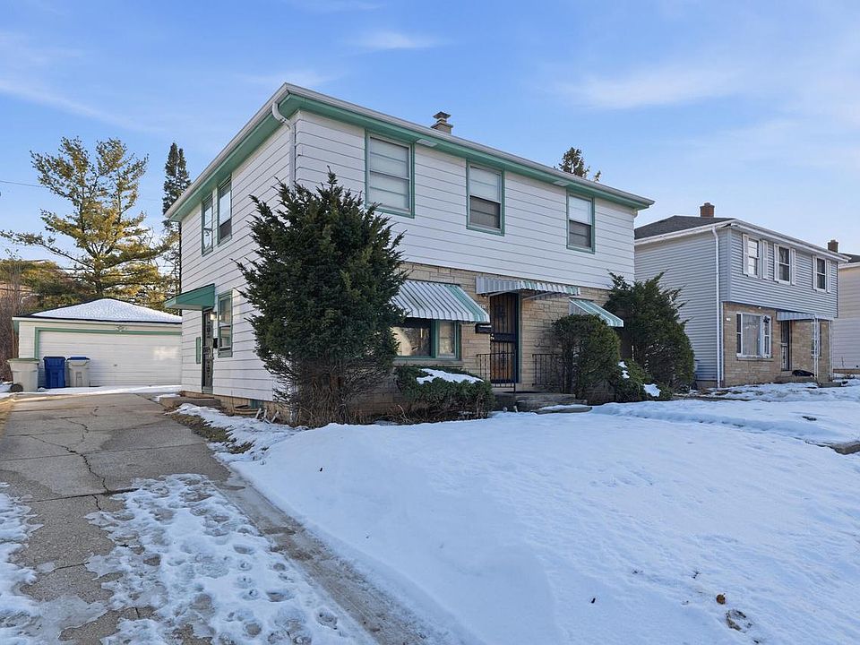 1st image of 6215 W Keefe Avenue PARKWAY