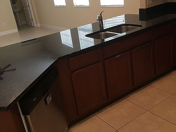 4th image of 12946 Cats Claw Ln