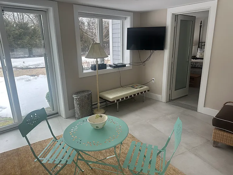 17 Bittersweet Ln — Photo 3