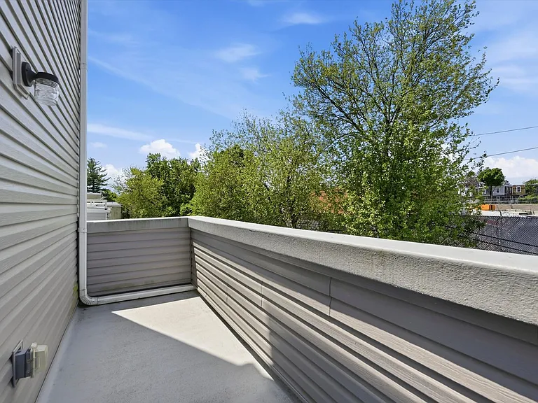 101 E Phil Ellena St — Photo 14