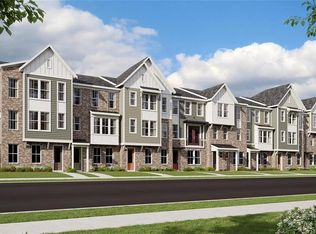1335 W Gateway Hts, Saint Louis, MO 63144