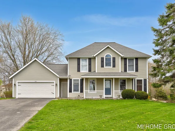 1081 Graafschap Rd, Holland, MI 49423