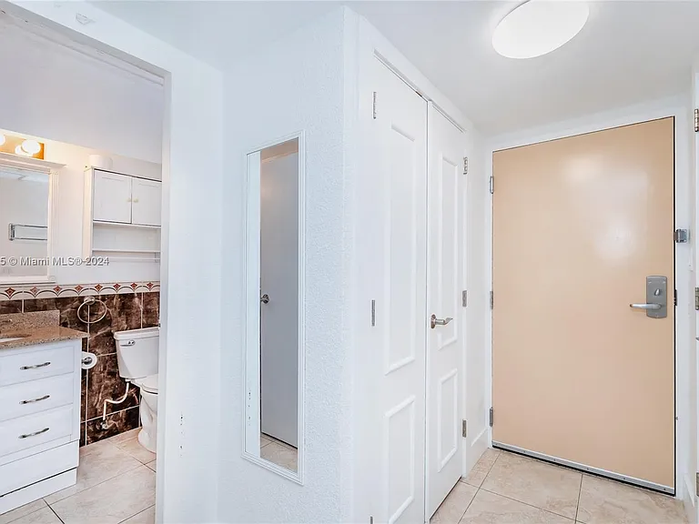 19201 Collins Ave #318 — Photo 19