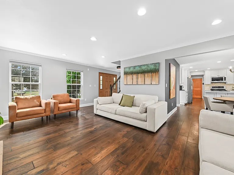 1319 Redwing Dr — Photo 14