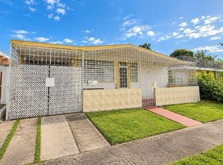 Calle 1 Urb Jardines De Caparra Pr #J8, Bayamon, PR 00959