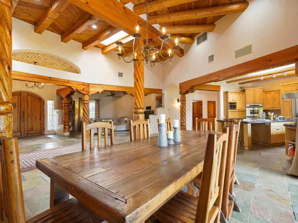 11 Koontz Rd, Corrales, NM 87048