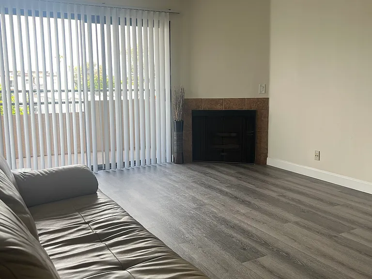 4717 Ben Ave Apartments — Photo 10