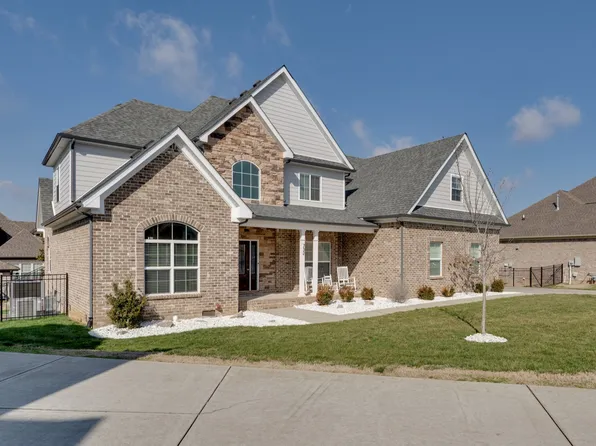 732 Orange Blossom Ct, Murfreesboro, TN 37130