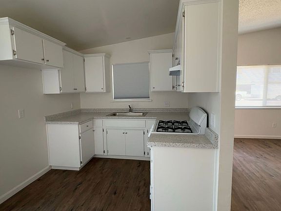 5th image of 1421-1433 W Vassar Ave