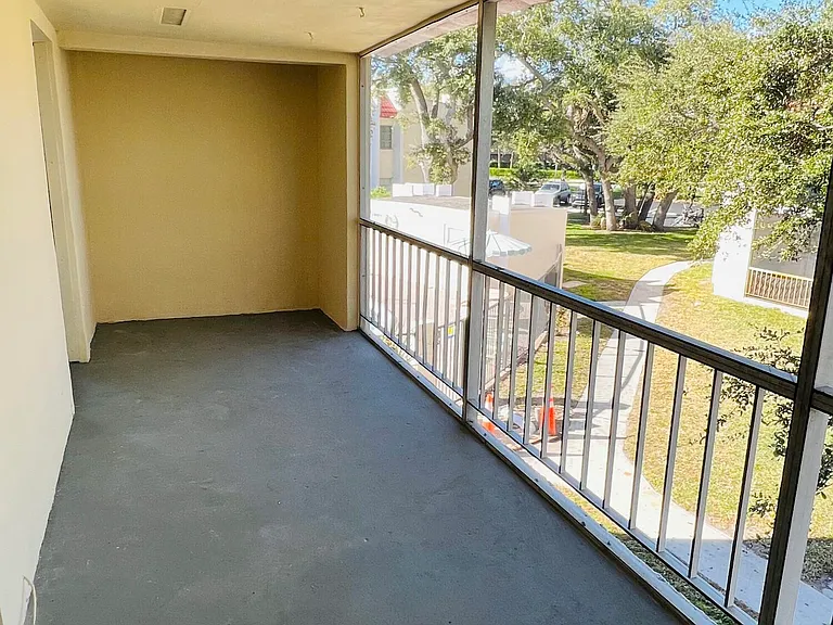 614 NW 13th St #280 — Photo 12