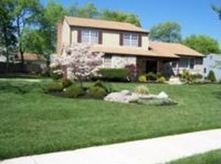 23 Downing St, Cherry Hill, NJ 08003
