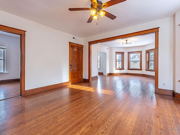 5th image of 423 Marengo Ave APT 2
