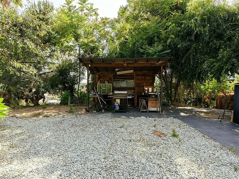 5924 Hayes Ave — Photo 28