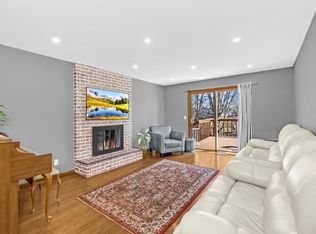 1738 Palisade Cir, Eagan, MN 55122