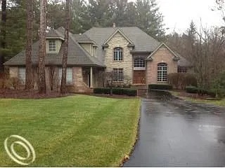 5515 River Ridge Dr photo 1