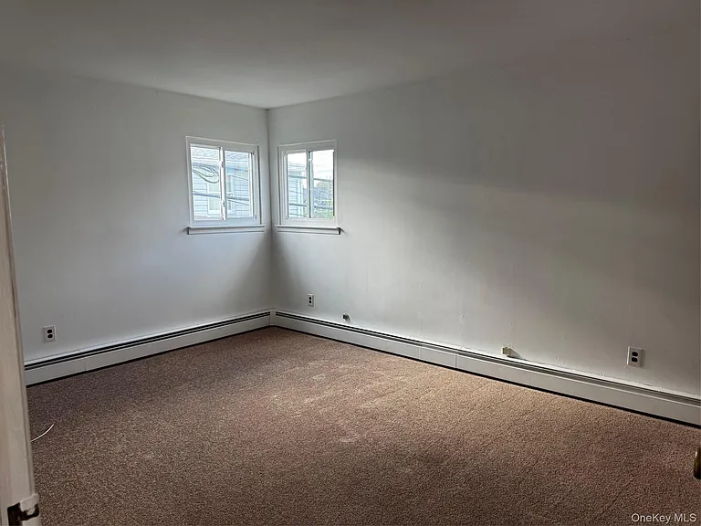 113 Maple Blvd #UPPER — Photo 9