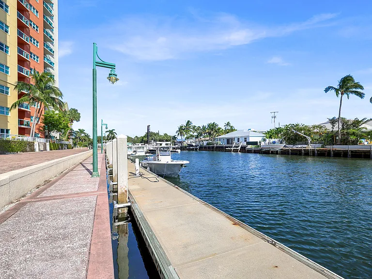 2650 Lake Shore Dr #1202 — Photo 38