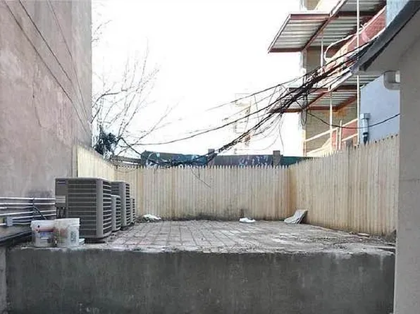 576 Marcy Avenue image 23 of 39