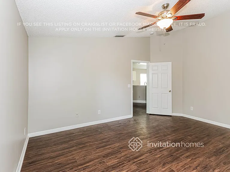 2257 Deercroft Dr — Photo 9