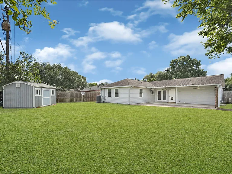 9927 Southport Dr — Photo 24