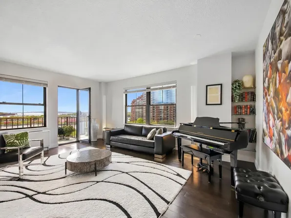 1 Greene St #601-2, Jersey City, NJ 07302