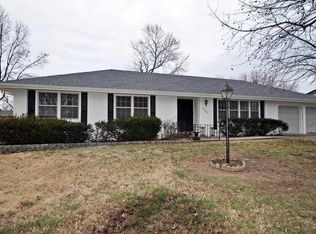 2040 S Linden Ave, Springfield, MO 65804