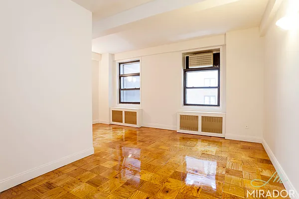 Rented by Mirador Real Estate | media 9