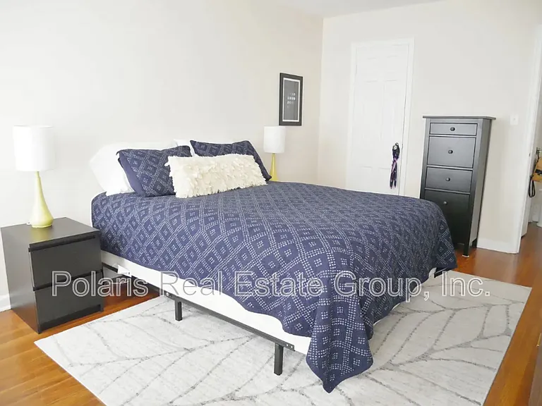 3346 Fall Creek Pkwy — Photo 30
