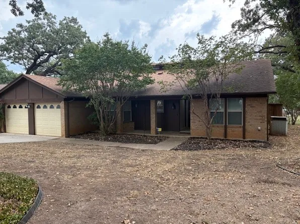 5302 Bright Star Trl, Arlington, TX 76017