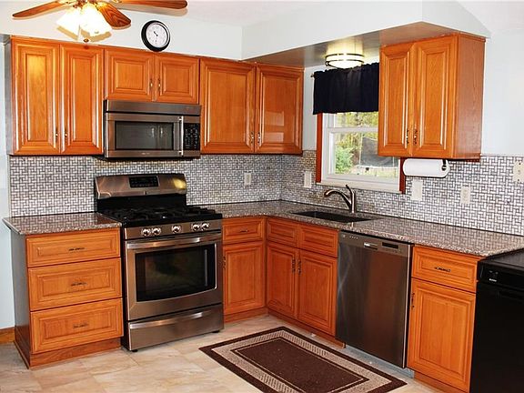 2nd image of 4495 Brendan Ln