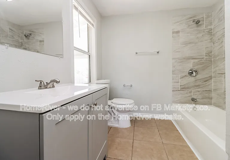 1322 W Hiawatha St — Photo 10