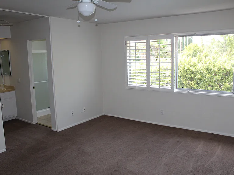 6254 Shoup Ave #1/2 — Photo 18