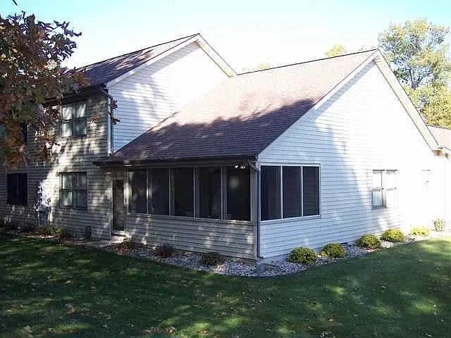 1241 Lakewood Hills Dr photo 1