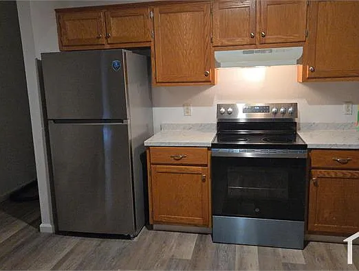 2 bed, 868 sqft, $1,056 — Photo 3