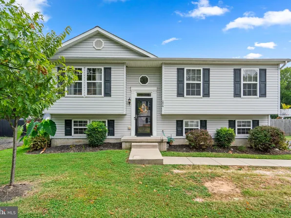 107-C Oak Ave, Sparrows Point, MD 21219