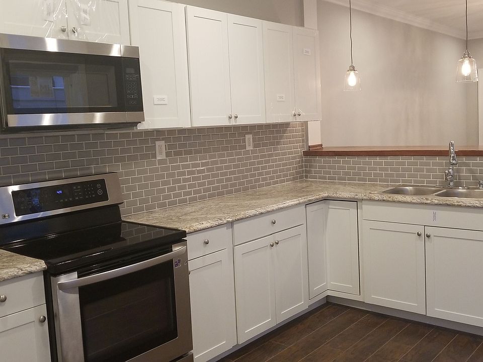 1st image of 1337 Good St