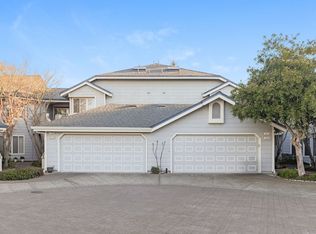 2114 Stonefield Ln, Santa Rosa, CA 95403