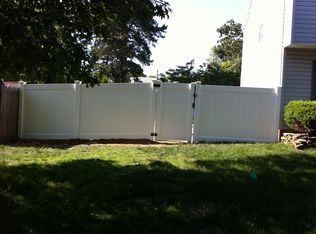 922 Burnt Pine Dr, Maylene, AL 35114