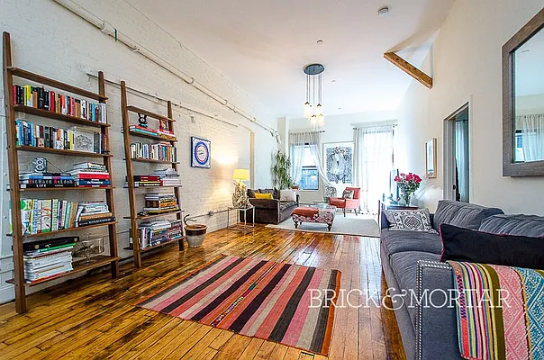 Rented by Brick&Mortar | media 9