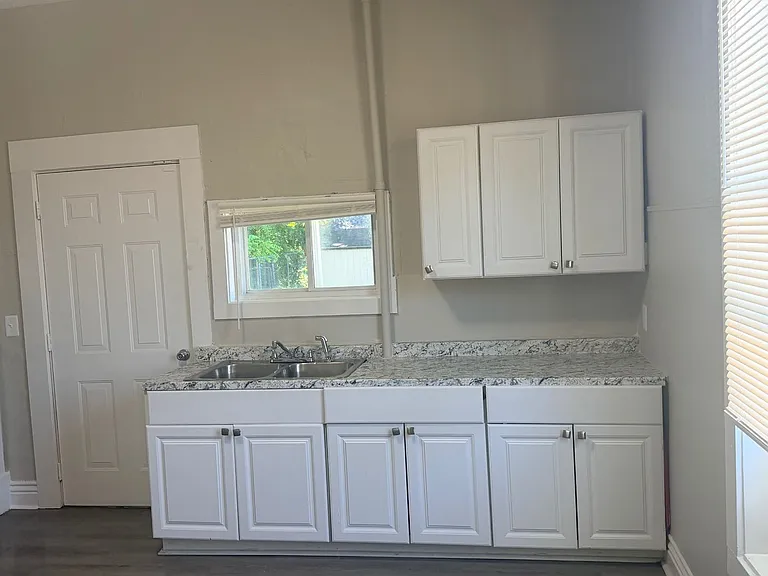 1238 Oleanda Ave — Photo 11