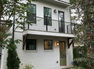 126 Pacer Pl #24, Atlanta, GA 30342