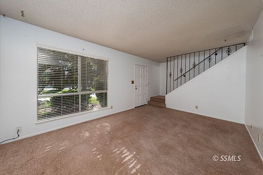 2nd image of 1036 Peg St