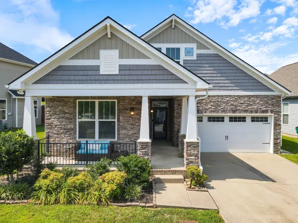 2052 Hickory Brook Dr, Hermitage, TN 37076