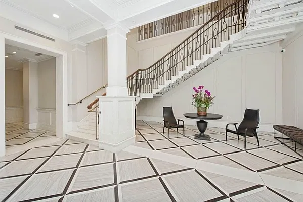 Rented by Compass | media 23